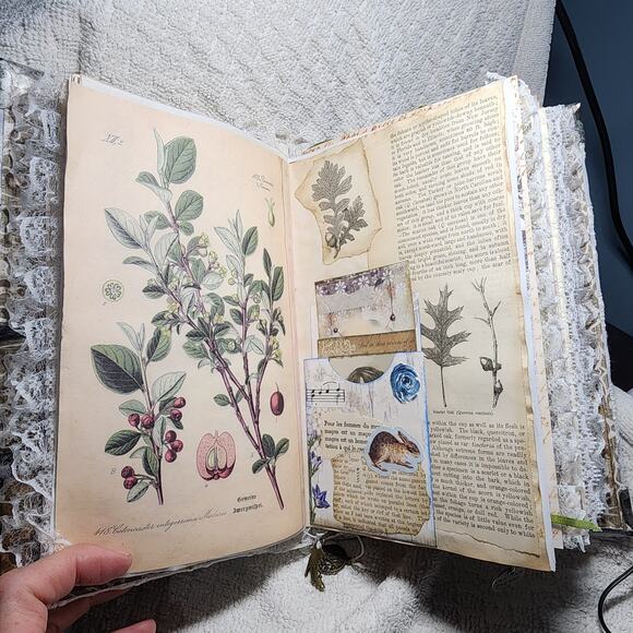 Black/White Lace/Victorian Junk Journal,  9.5 x 6 x2.5 - Picture 4 of 9